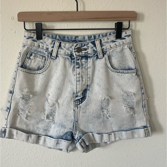 SHEIN Pants - Light washed distressed denim shorts, Size S